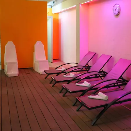 מלון Hovima Costa Adeje - For Cool Adults 4*